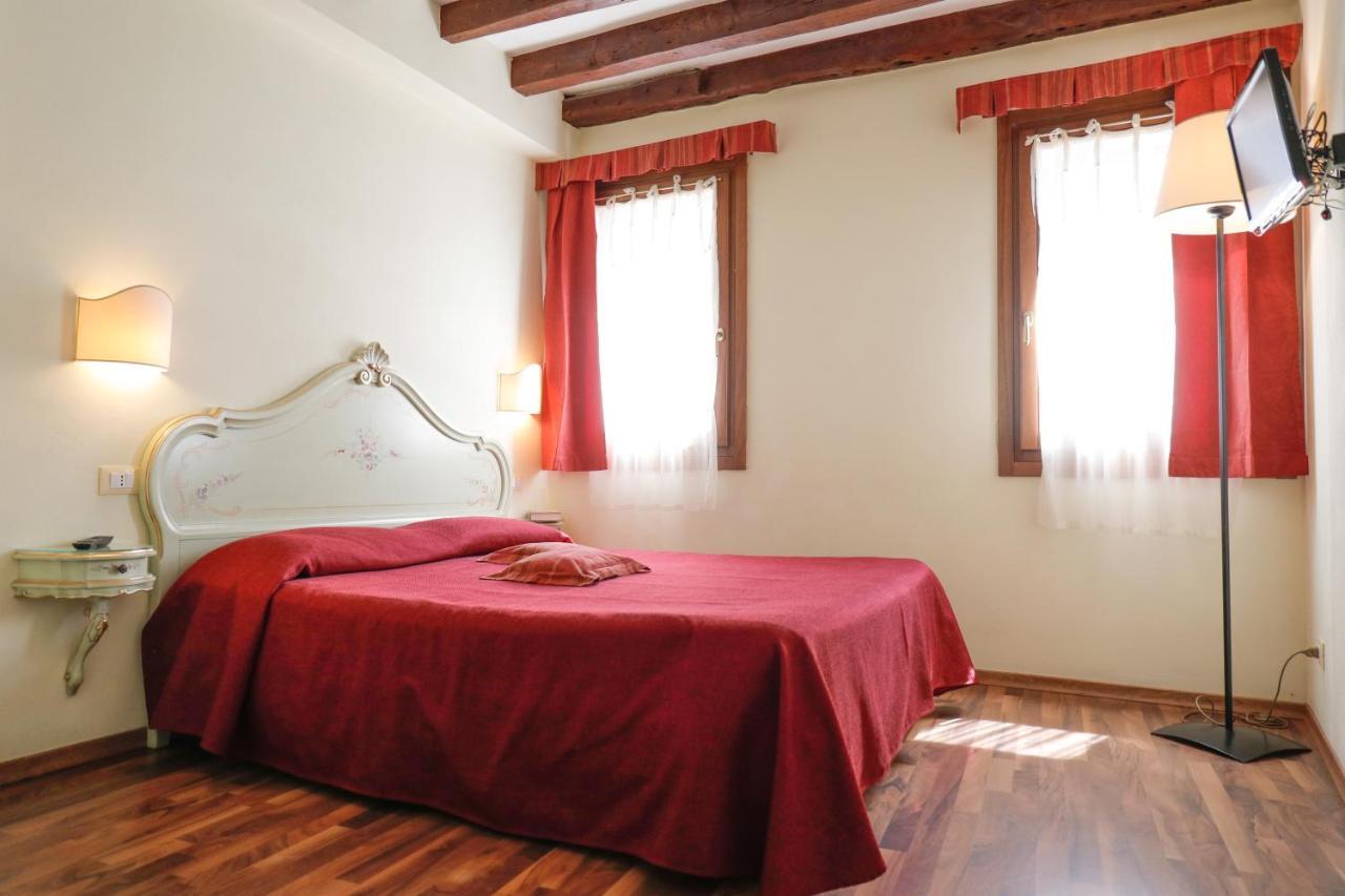 Casa Vacanze Angolo 'Sconto Venedig Eksteriør billede