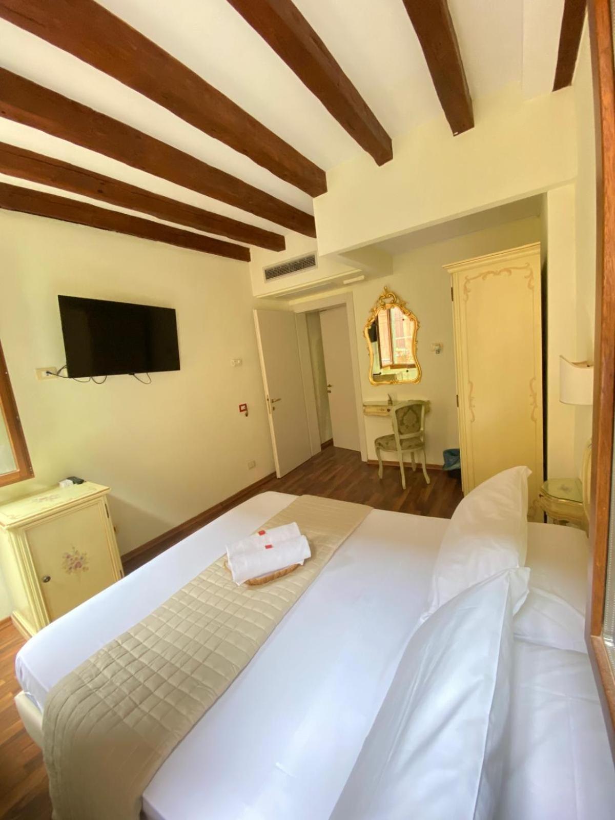 Casa Vacanze Angolo 'Sconto Venedig Eksteriør billede