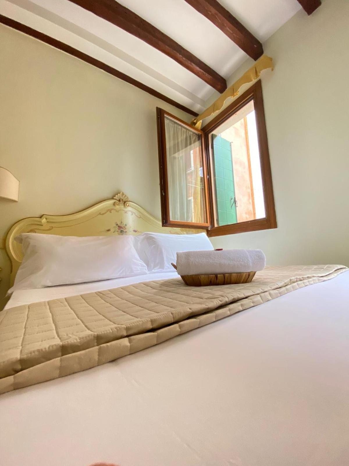 Casa Vacanze Angolo 'Sconto Venedig Eksteriør billede